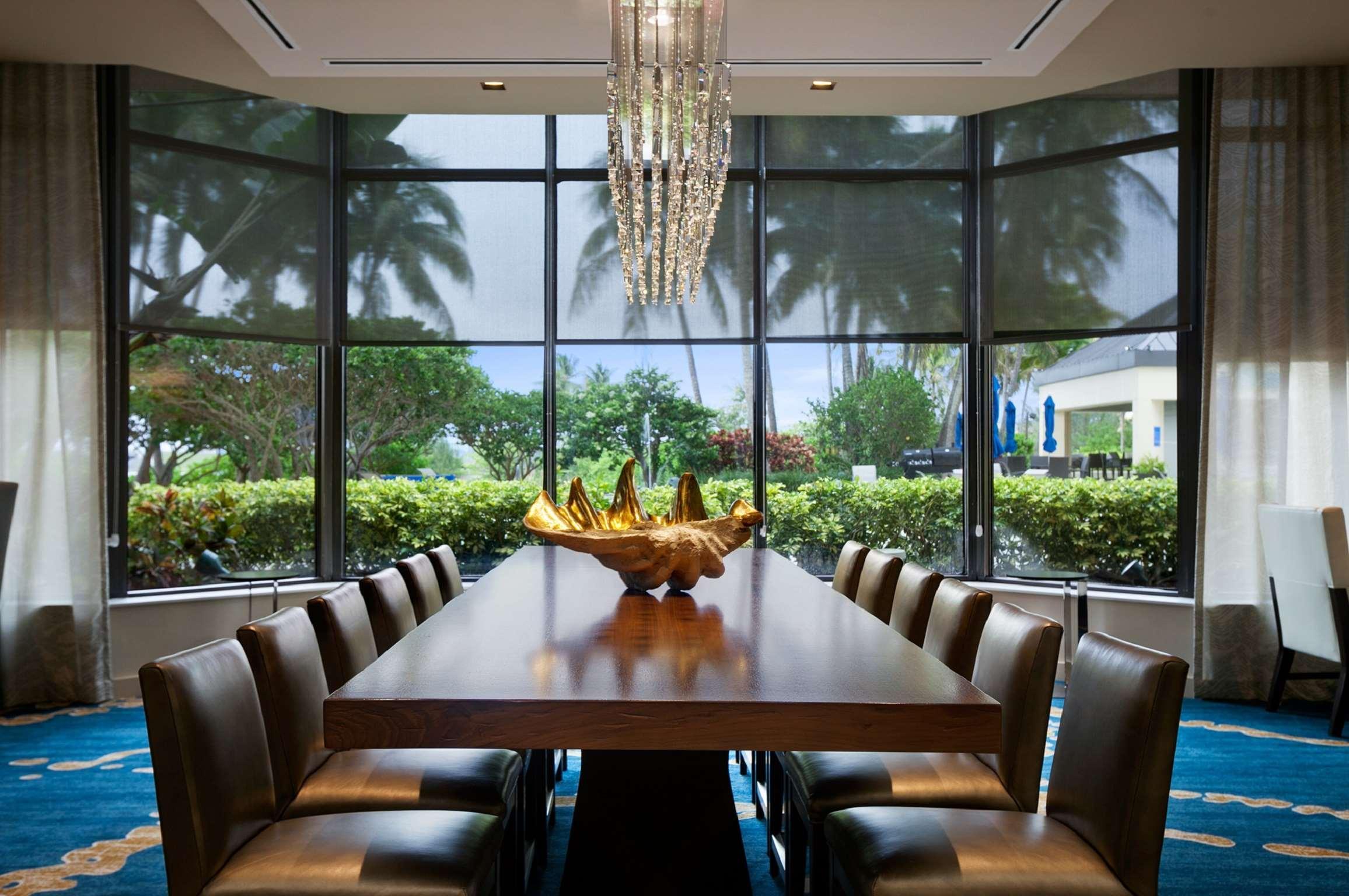 Hilton Miami Airport Blue Lagoon Экстерьер фото